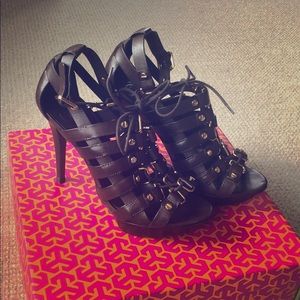 Tory Burch platform sandals 7.5